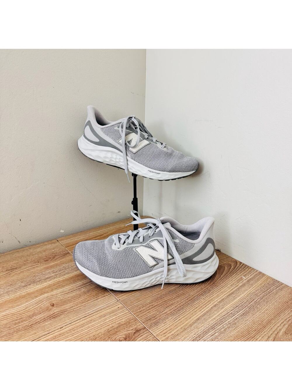 New Balance Fresh Foam Arishi V4 sneakers Gray Men’s Size 10.5